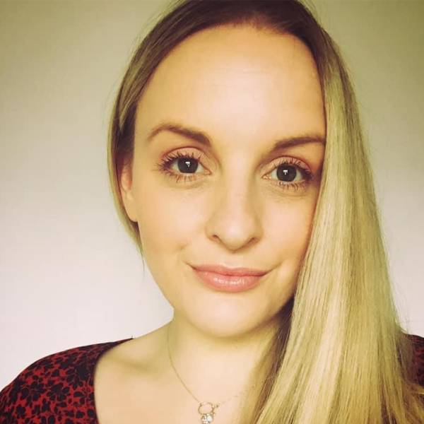 Lyndsay Findlay - Property Manager Lyndsay Findlay - Property Manager